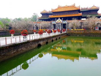 gia-ve-tham-quan-hoang-cung-hue-2